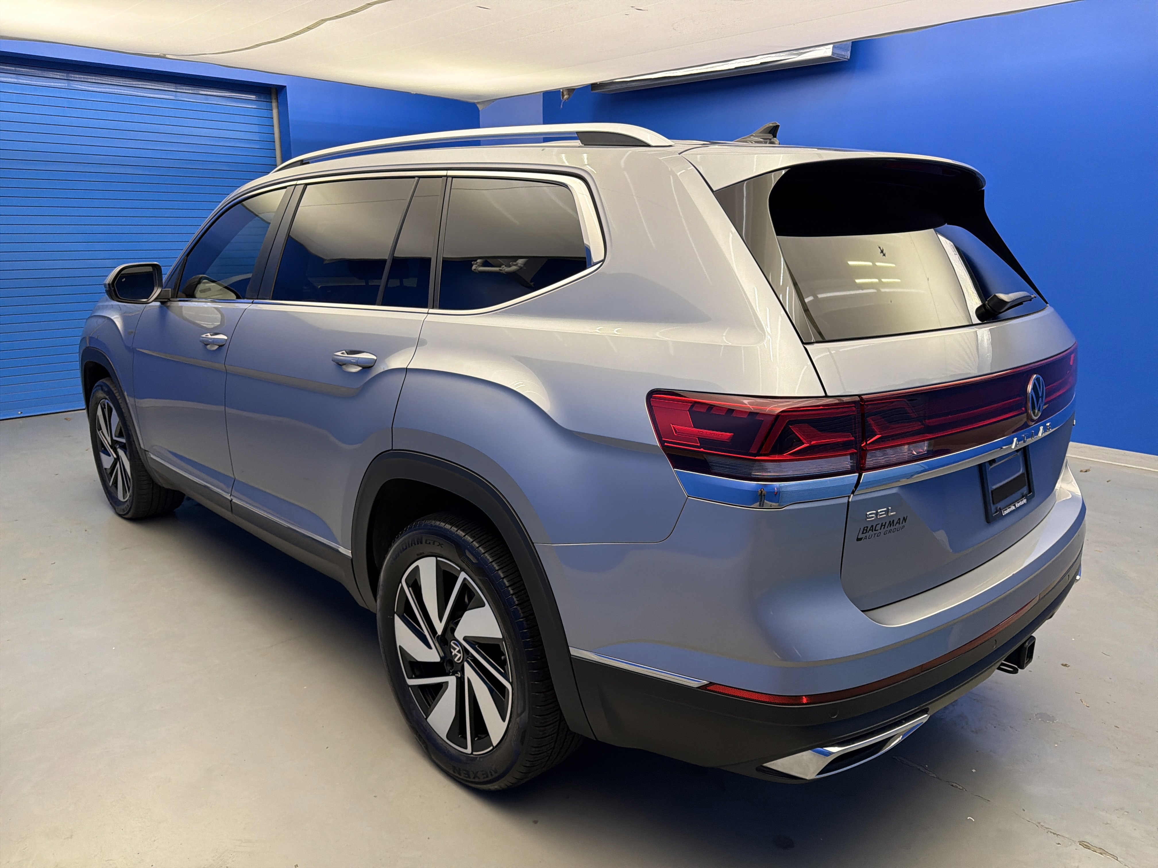 Used 2024 Volkswagen Atlas SEL image 5