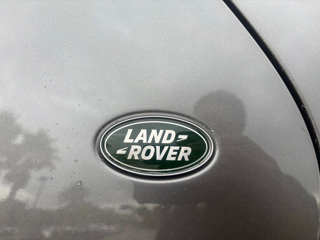 Used 2019 Land Rover Discovery HSE AWD/4WD image 10