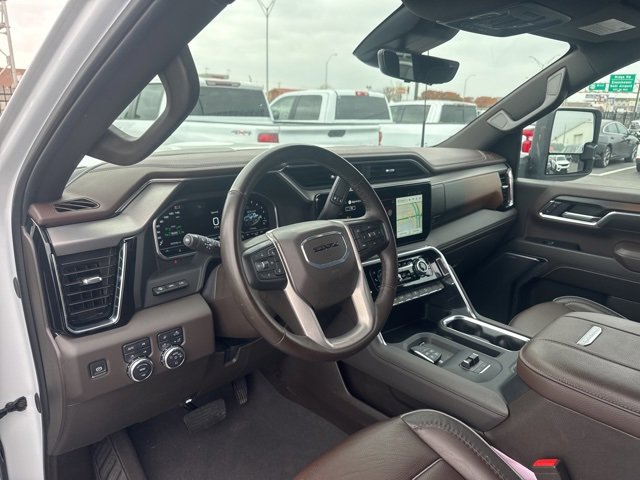 Used 2024 GMC Sierra 2500 Denali w/ Denali Reserve Package image 9