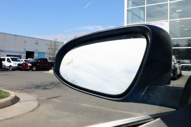 Used 2019 Toyota C-HR Limited image 56