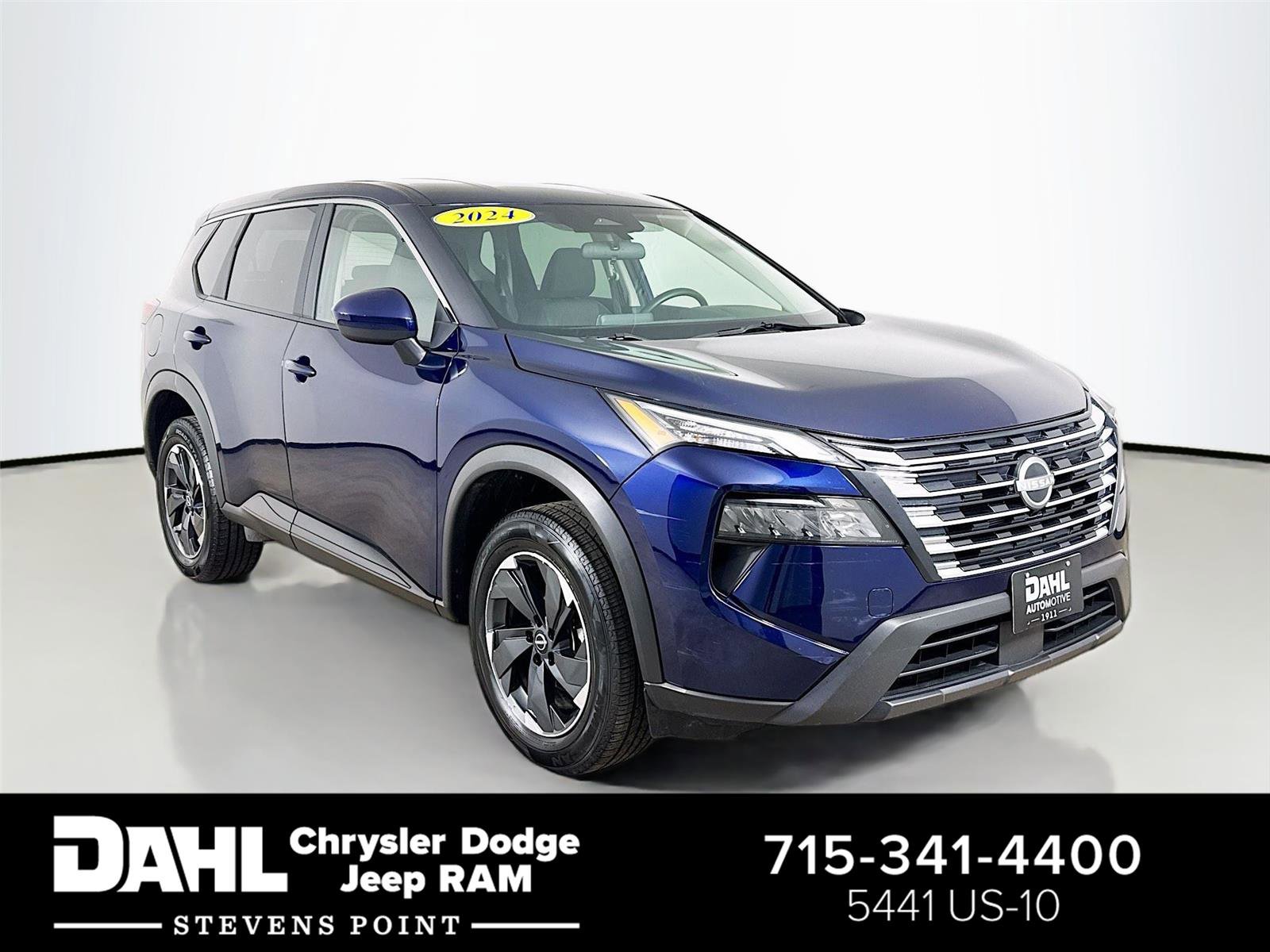 Used 2024 Nissan Rogue SV
