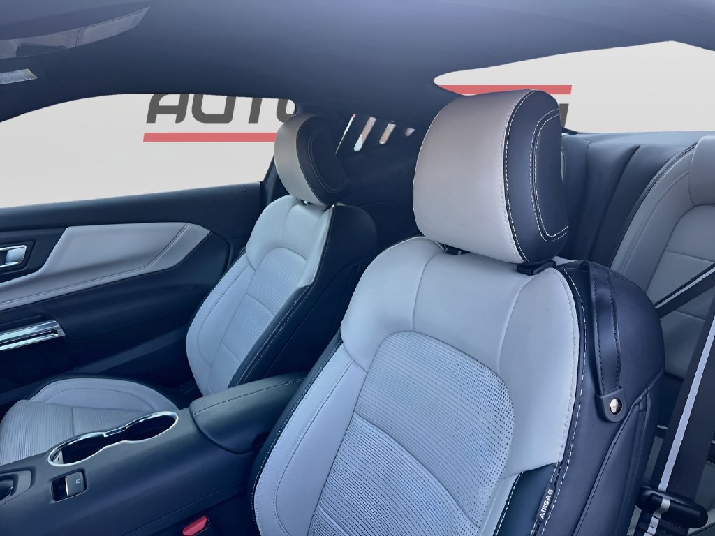 Used 2025 Ford Mustang GT Premium RWD image 21