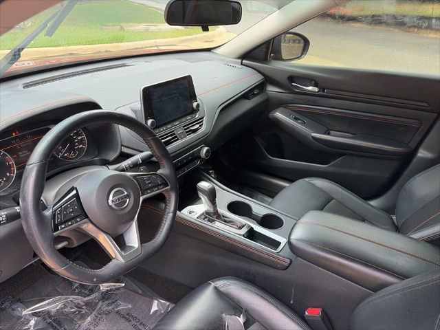 Used 2019 Nissan Altima 2.5 SR w/ SR Premium Package FWD image 11