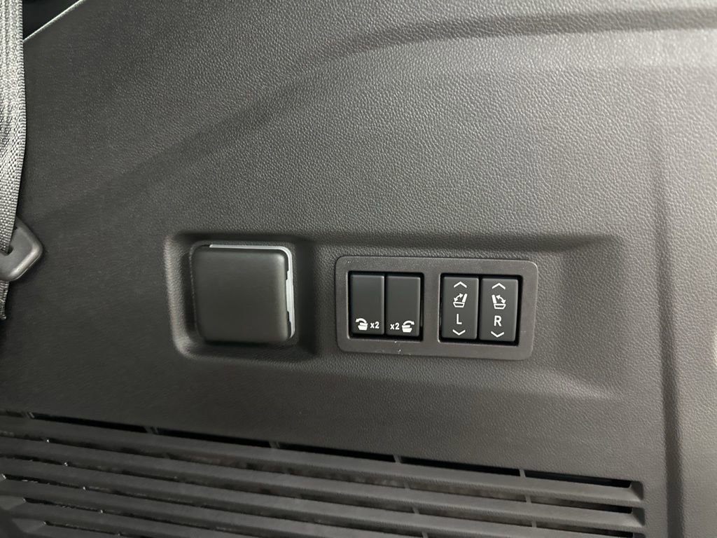 New 2026 Chevrolet Tahoe Premier image 30