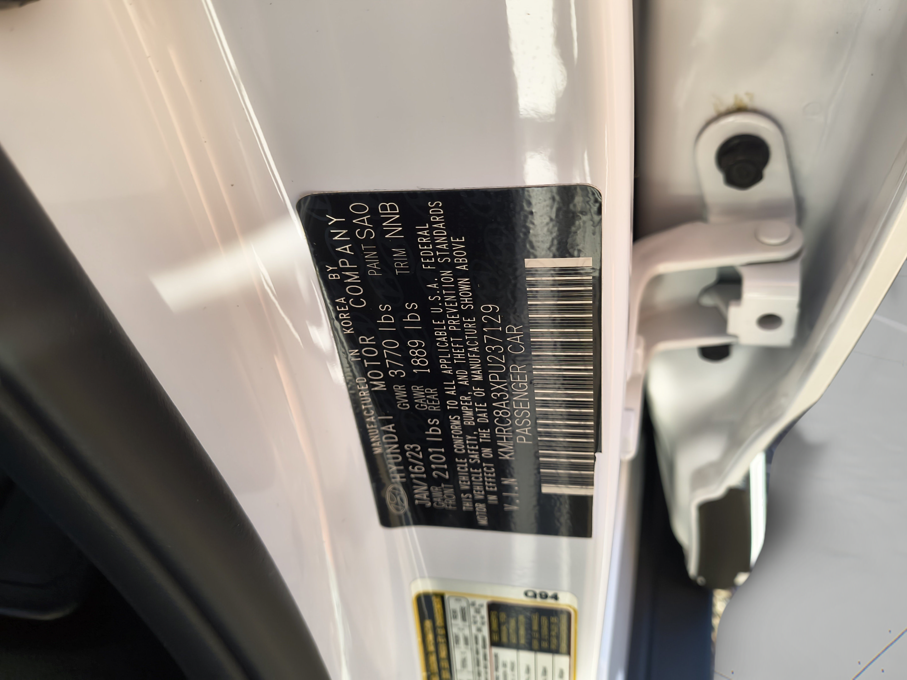 Certified 2023 Hyundai Venue Limited FWD image 31