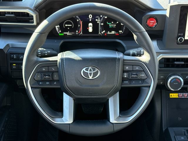 Used 2025 Toyota 4Runner TRD Off-Road AWD/4WD image 16