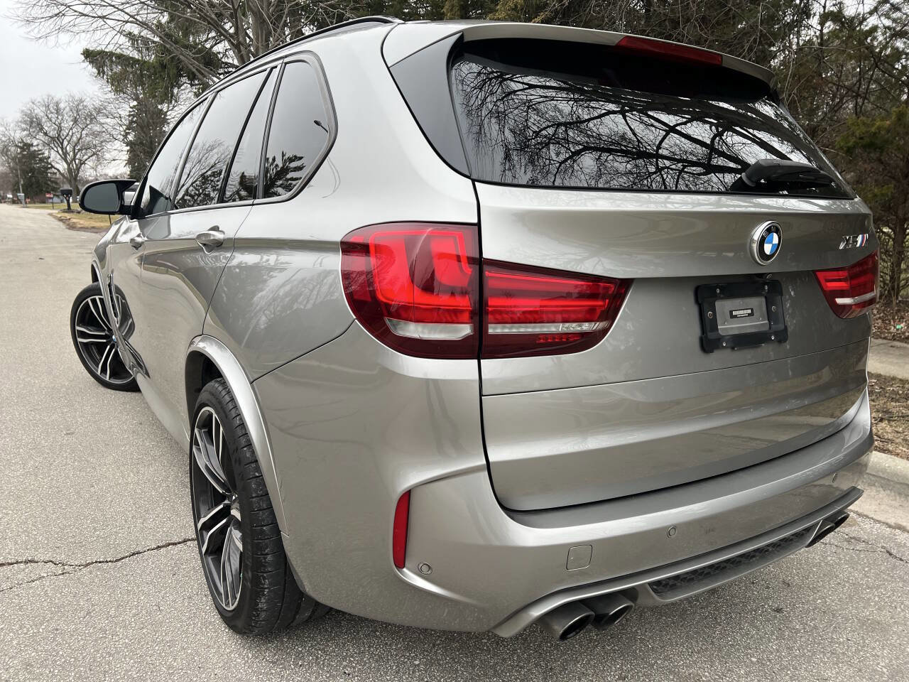 Used 2016 BMW X5 M image 4