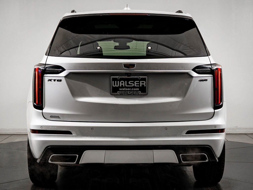 Used 2023 Cadillac XT6 Sport image 9