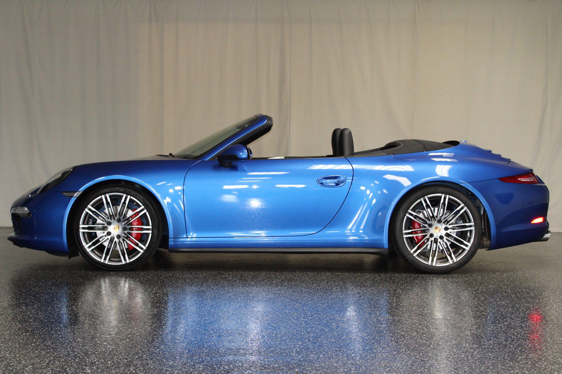 Used 2016 Porsche 911 Carrera 4S image 4