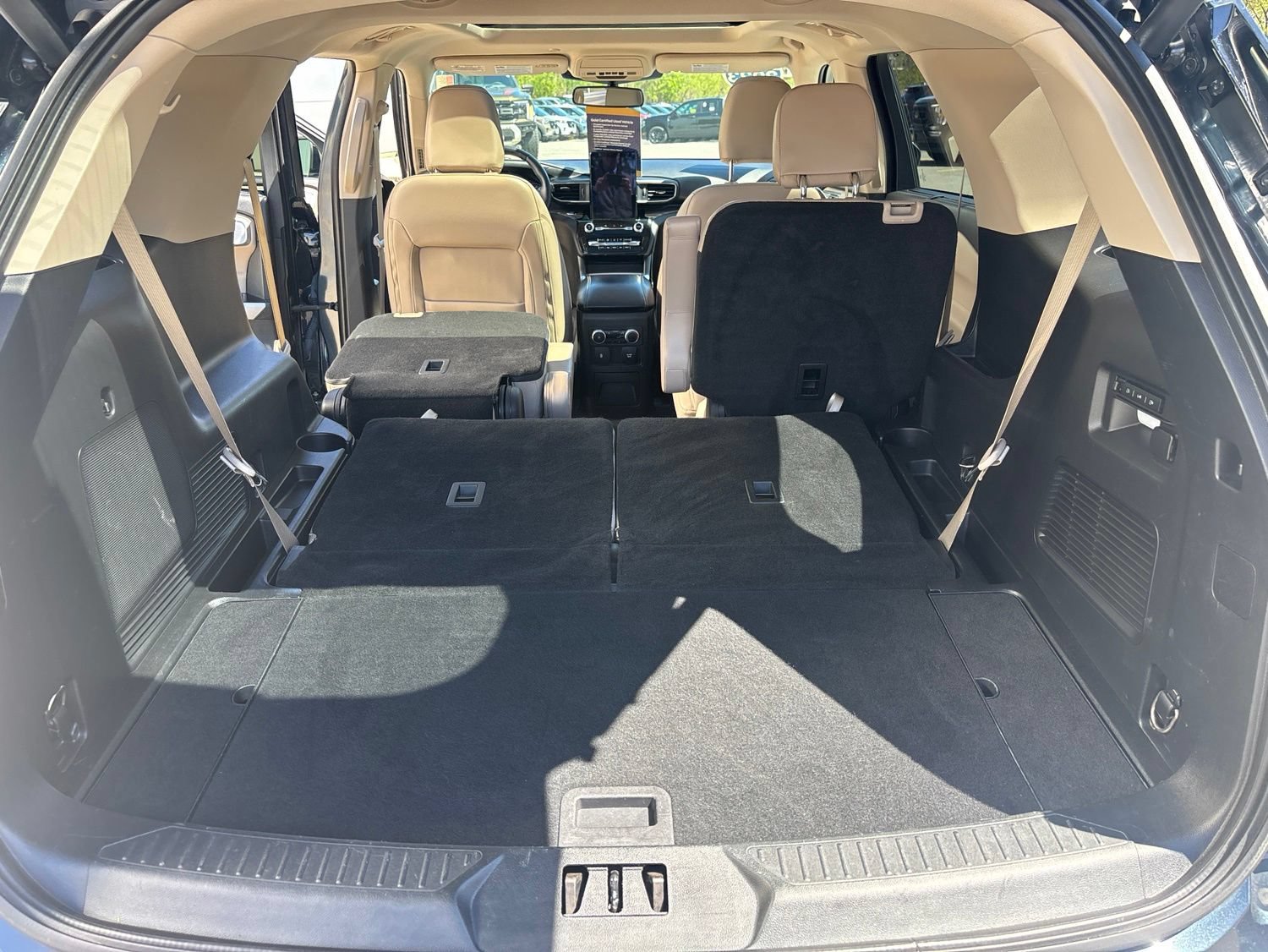 Certified 2023 Ford Explorer Limited w/ Limited Technology Package AWD/4WD image 47