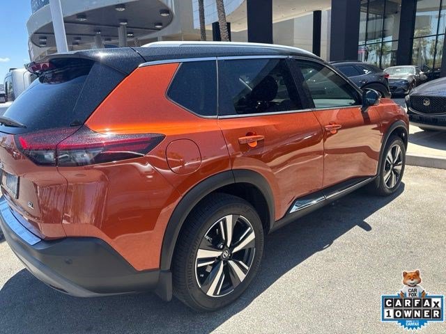 Used 2021 Nissan Rogue SL w/ Premium Package FWD image 3