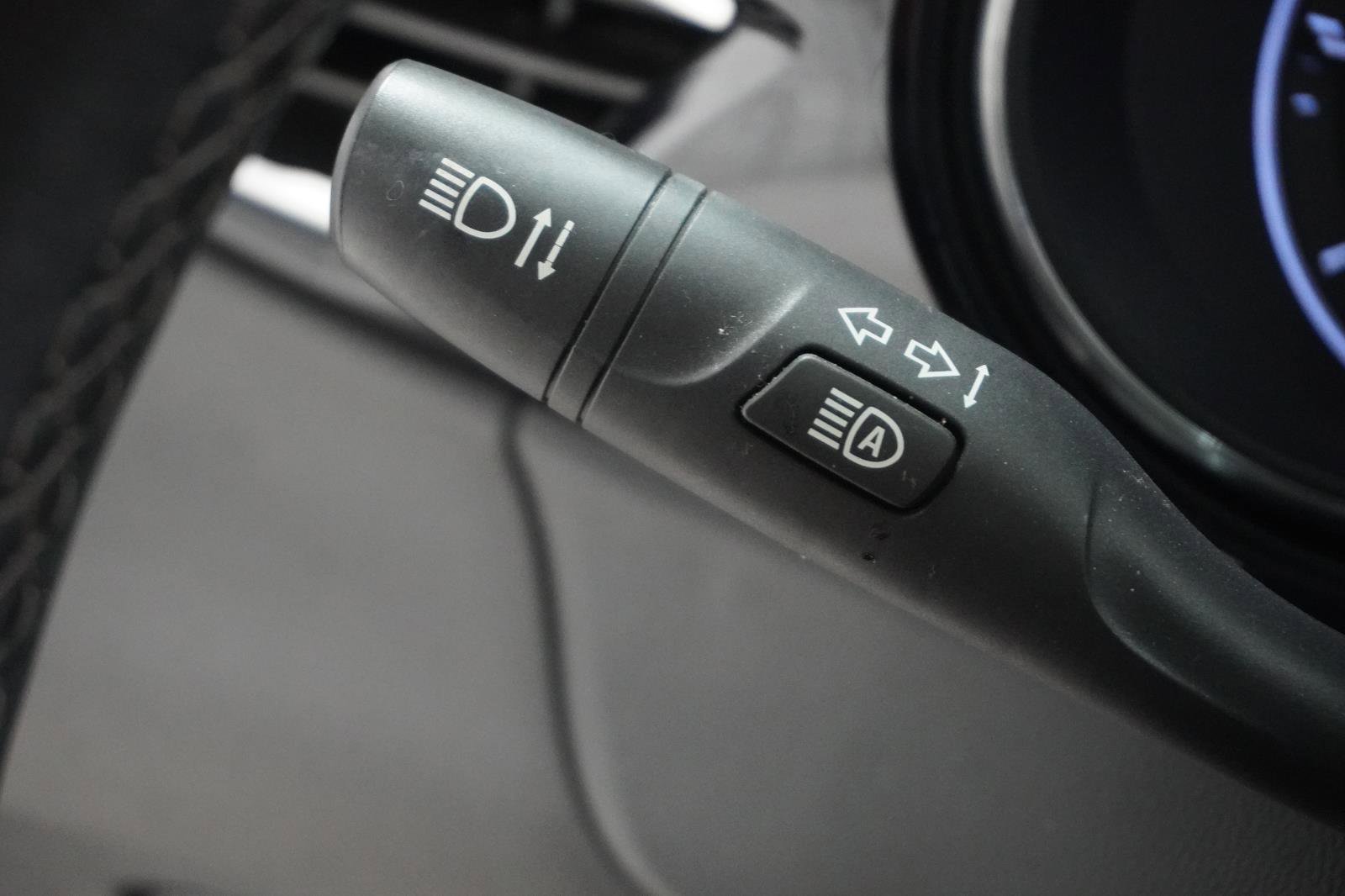 Used 2021 Buick Encore GX Select image 20