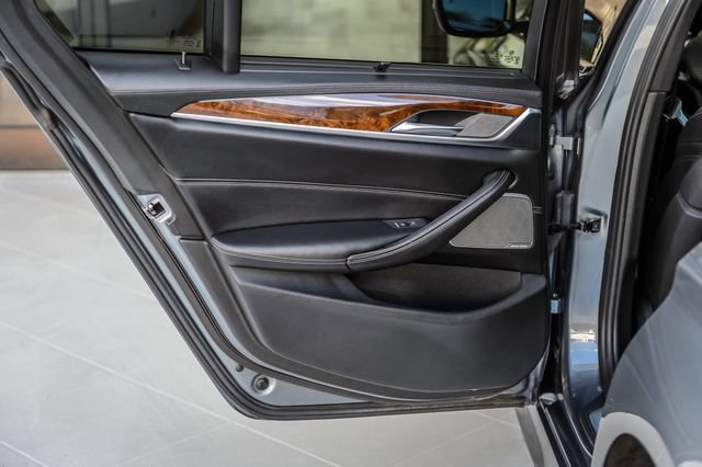 Used 2018 BMW 540i w/ M Sport Package RWD image 53