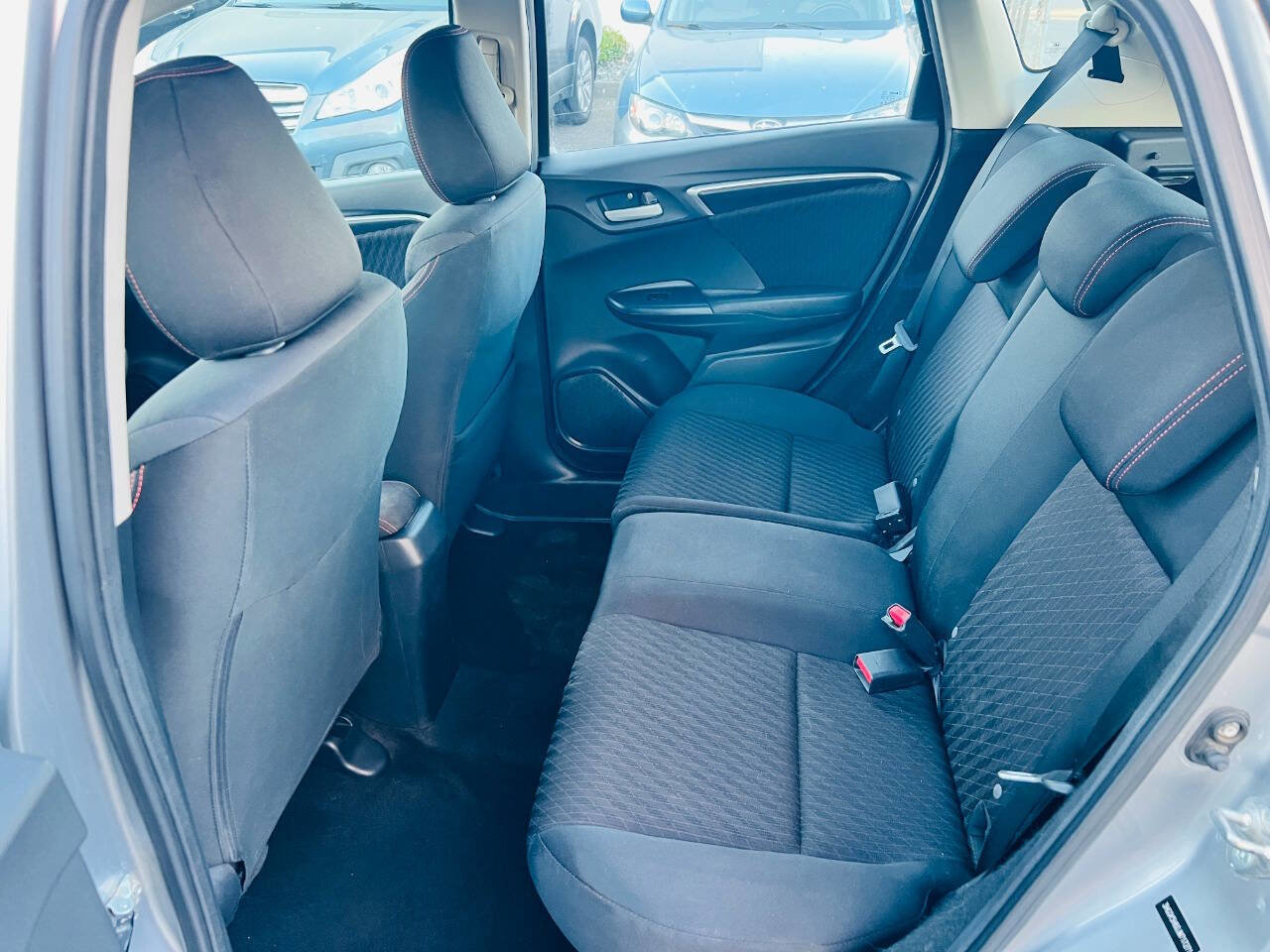 Used 2018 Honda Fit Sport image 16