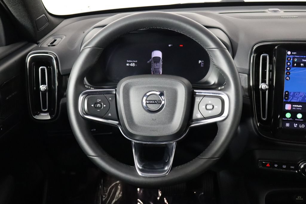 Used 2023 Volvo C40 P8 Recharge Ultimate AWD/4WD image 7