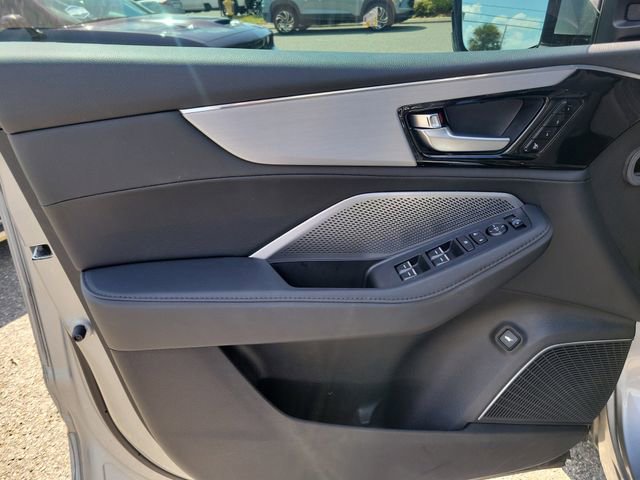 Used 2025 Acura MDX SH-AWD image 20