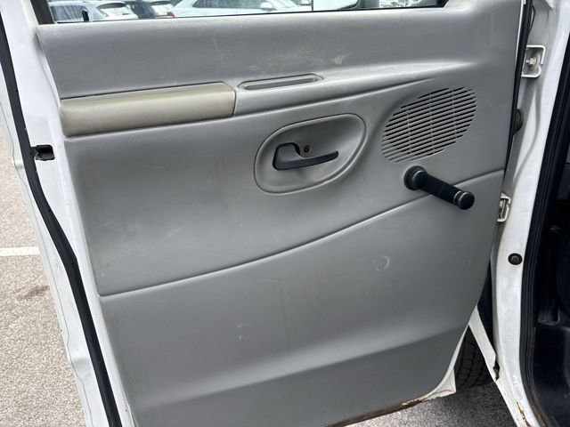 Used 2006 Ford E-450 and Econoline 450 image 18