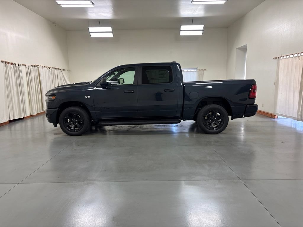 New 2026 RAM 1500 Express AWD/4WD image 5