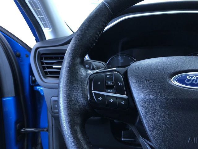 Used 2021 Ford Escape SE w/ SE Sport Appearance Package image 18
