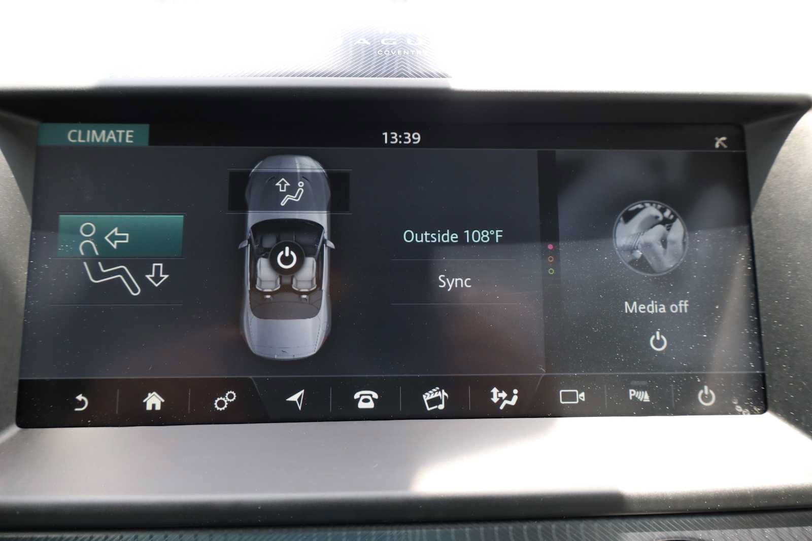 Used 2021 Jaguar F-TYPE Convertible RWD image 33