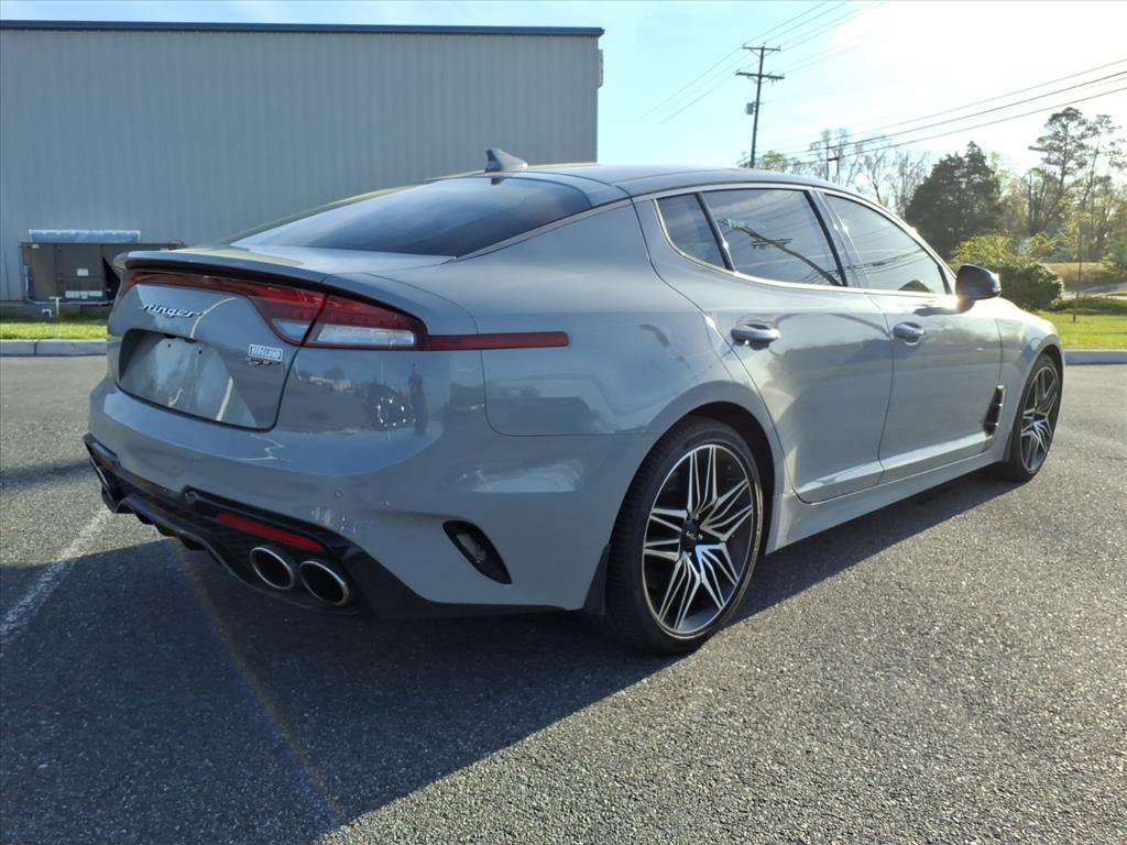 Used 2022 Kia Stinger GT1 image 4