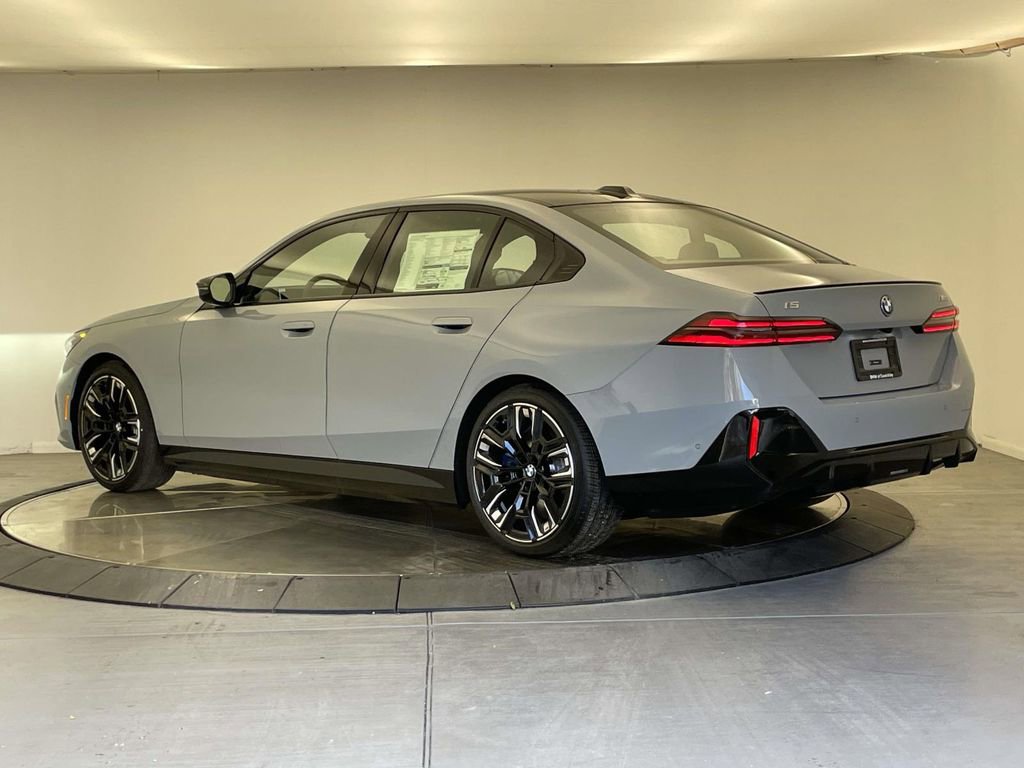 New 2025 BMW i5 M60 AWD/4WD image 3
