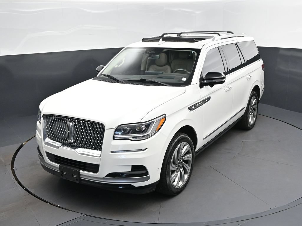 Used 2023 Lincoln Navigator Reserve AWD/4WD image 30
