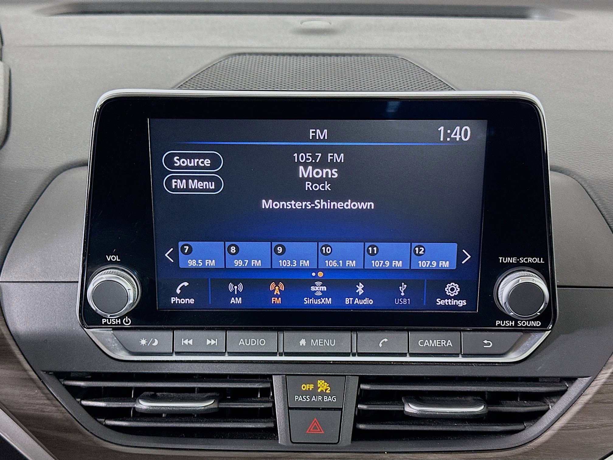 Used 2024 Nissan Altima 2.5 SV image 21