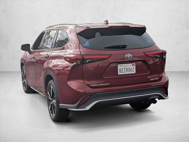 Used 2022 Toyota Highlander XSE image 7