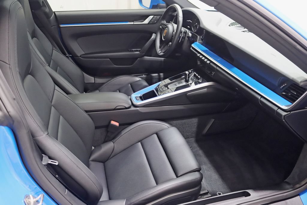 Used 2022 Porsche 911 Carrera RWD image 31