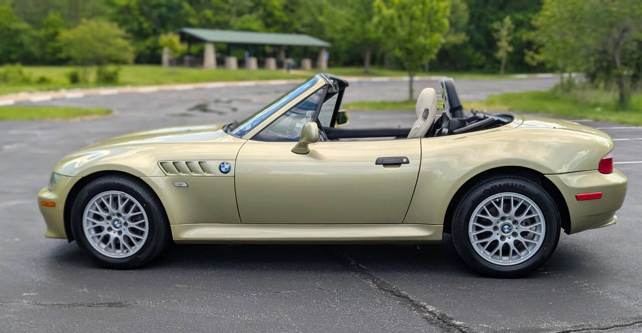 Used 2001 BMW Z3 2.5i RWD image 6