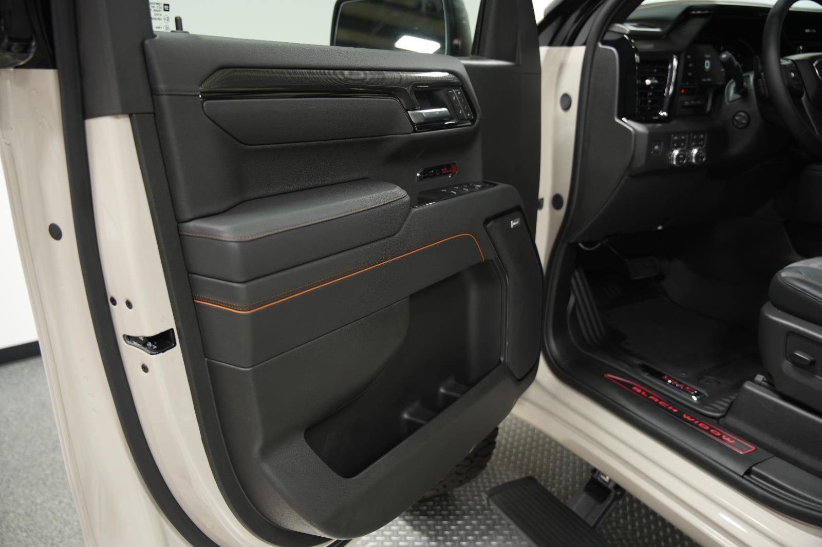 New 2026 GMC Sierra 1500 AT4 w/ AT4 Premium Package AWD/4WD image 26