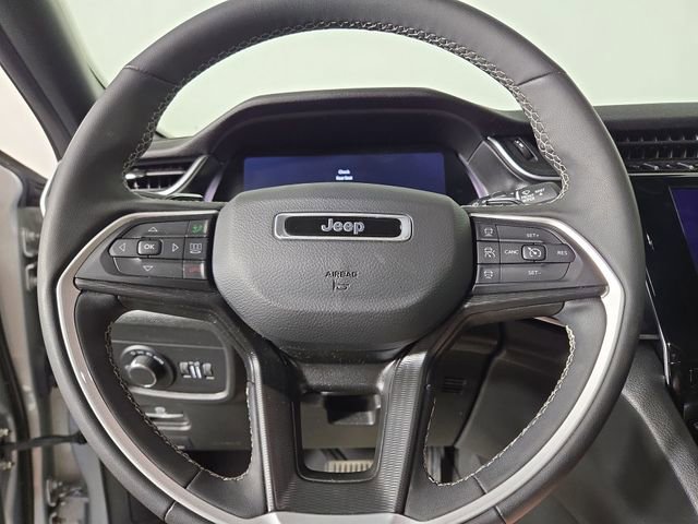 Used 2023 Jeep Grand Cherokee L Laredo AWD/4WD image 23