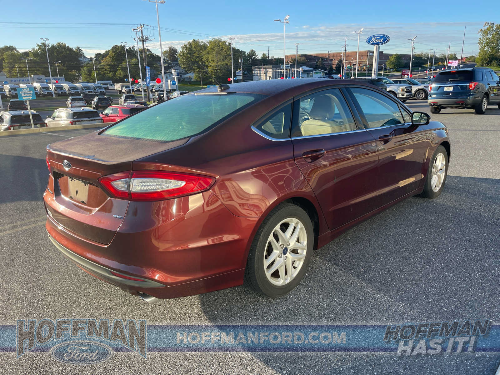 Used 2015 Ford Fusion SE FWD image 5