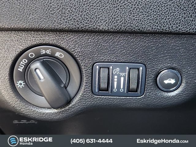 Used 2023 Dodge Charger SXT w/ Cold Weather Package RWD image 22