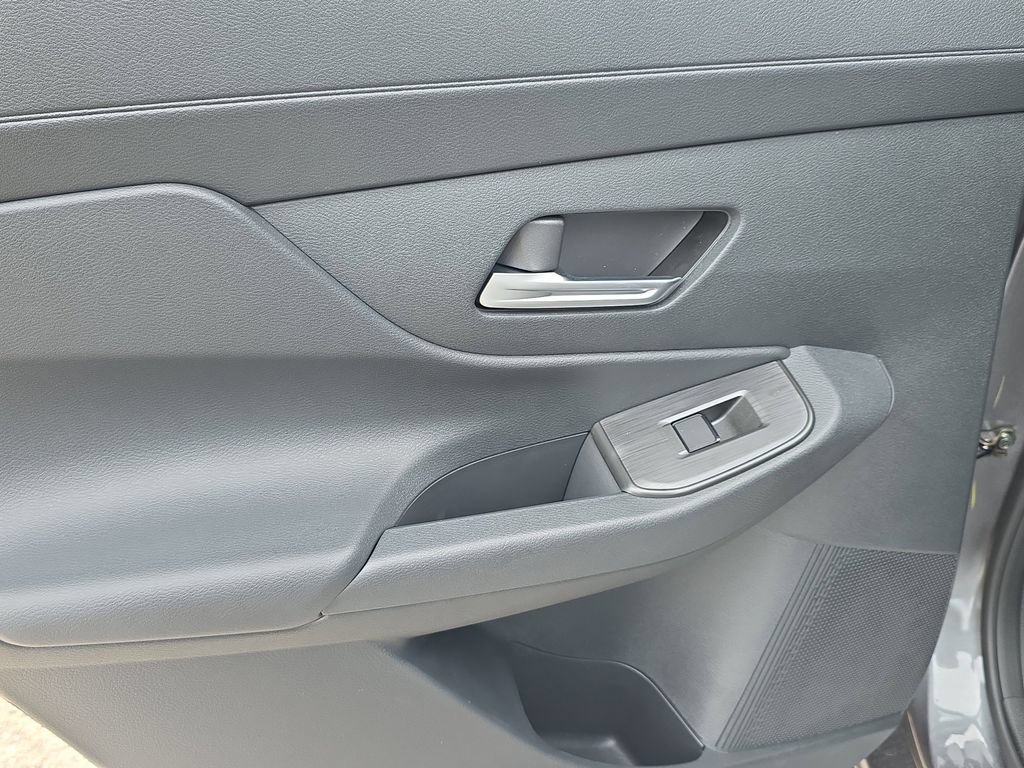 New 2026 Nissan Sentra SR w/ Floor Mat Package FWD image 14