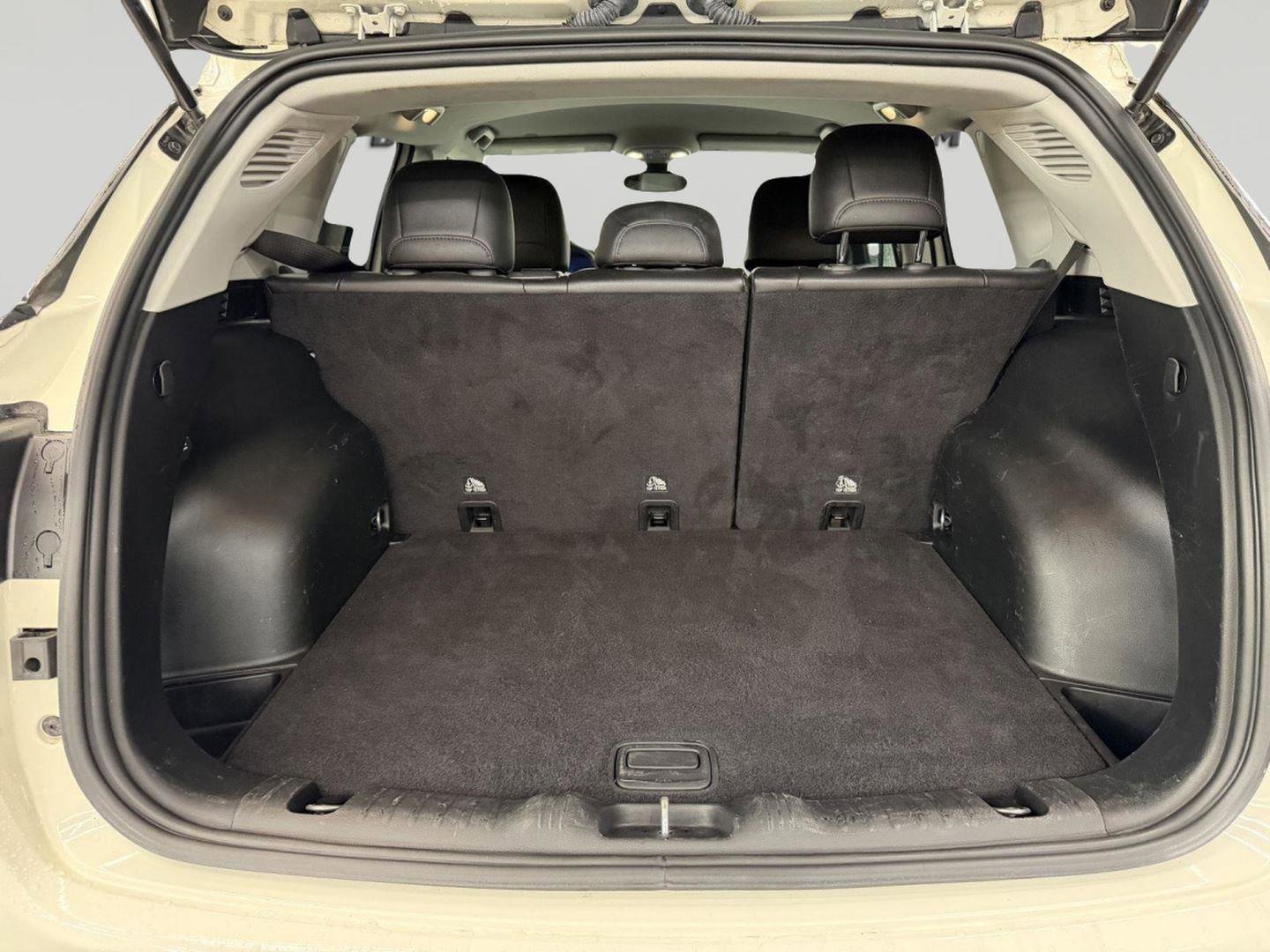 Used 2019 Jeep Compass Latitude image 11