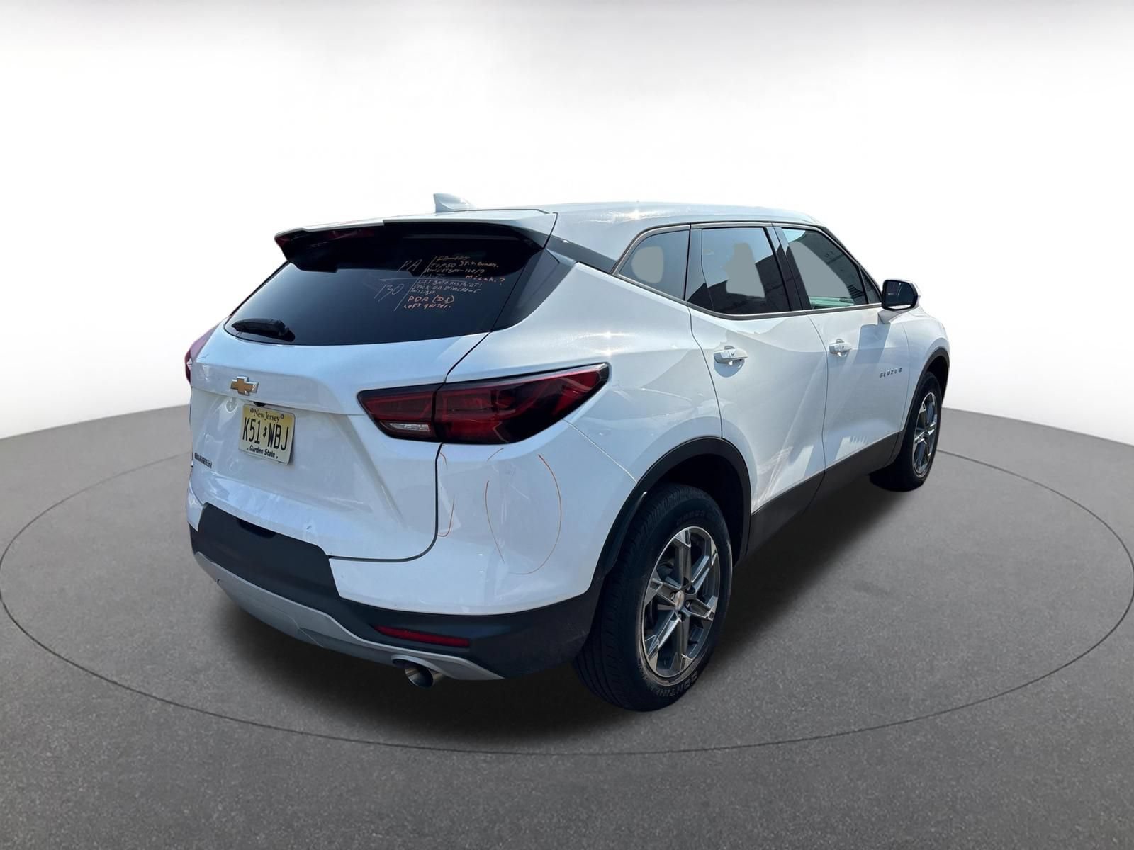 Used 2025 Chevrolet Blazer LT FWD image 16