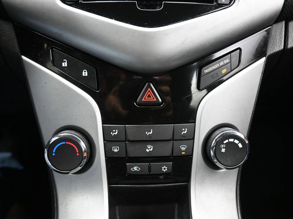 Used 2012 Chevrolet Cruze LT image 16