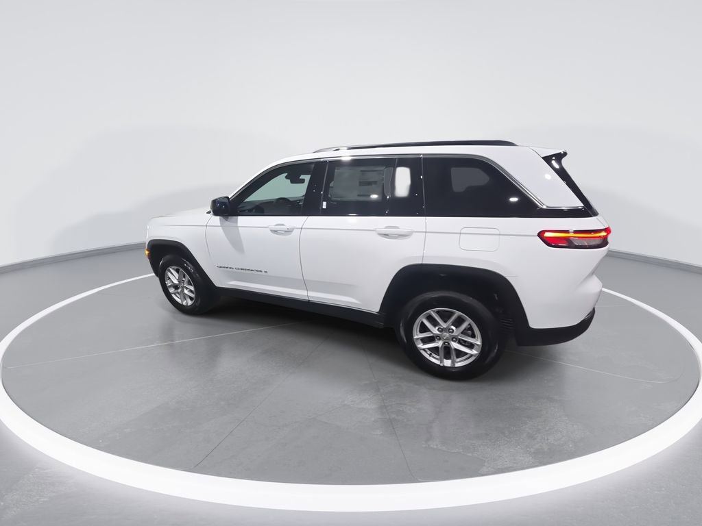 New 2025 Jeep Grand Cherokee Laredo X w/ Trailer Tow Package image 6