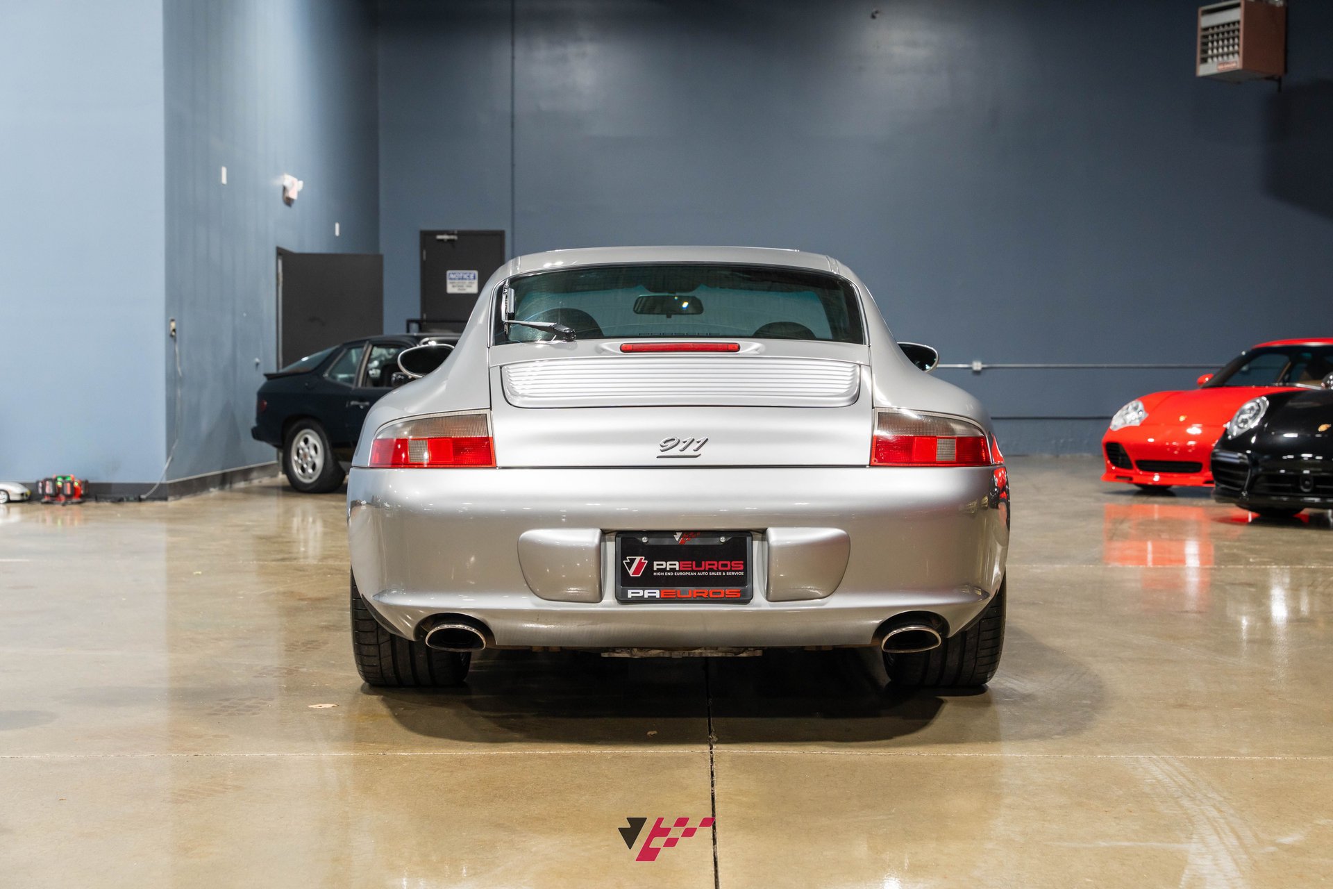 Used 2004 Porsche 911 40th Anniversary RWD image 5