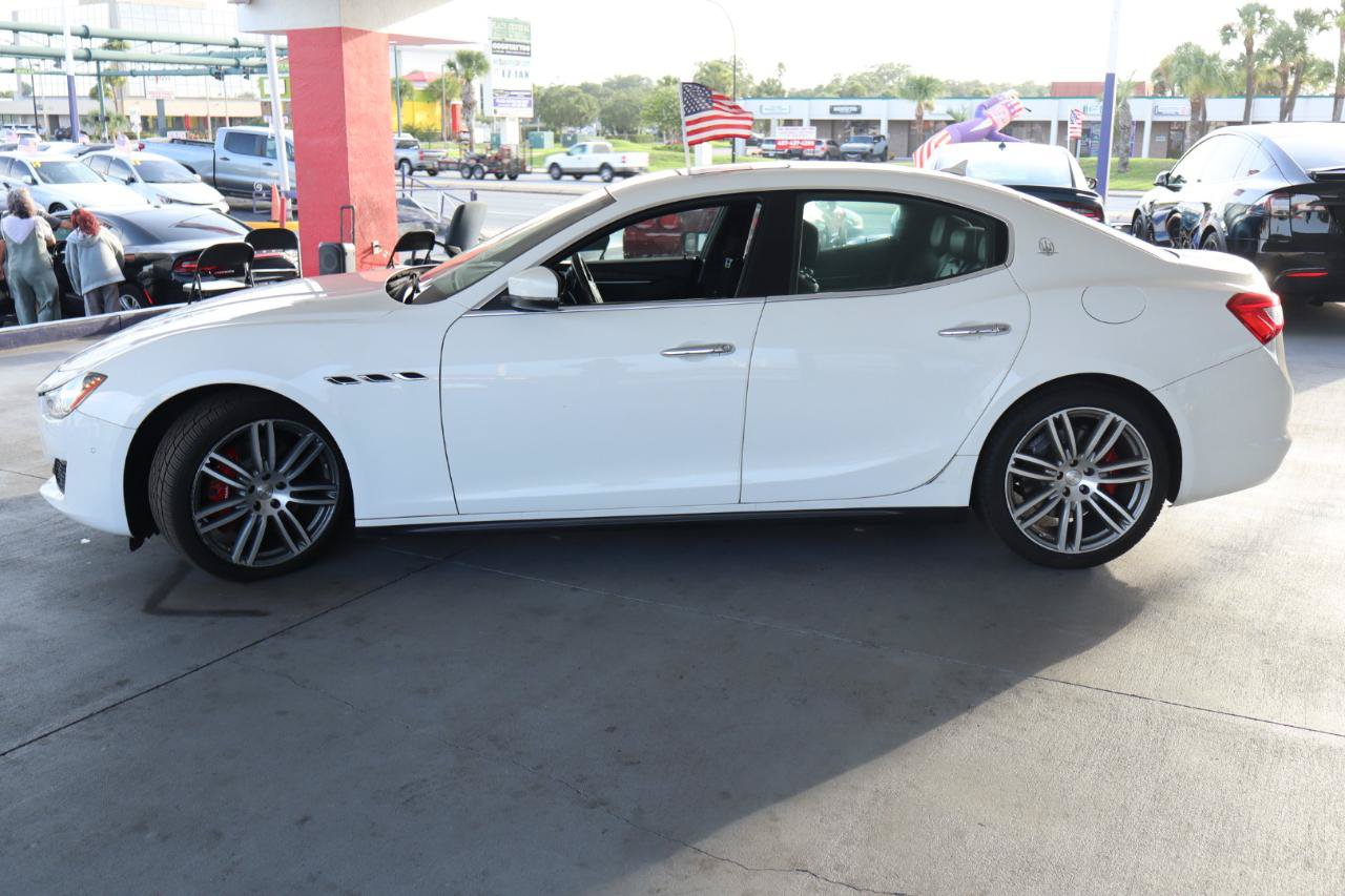 Used 2019 Maserati Ghibli S Q4 AWD/4WD image 8