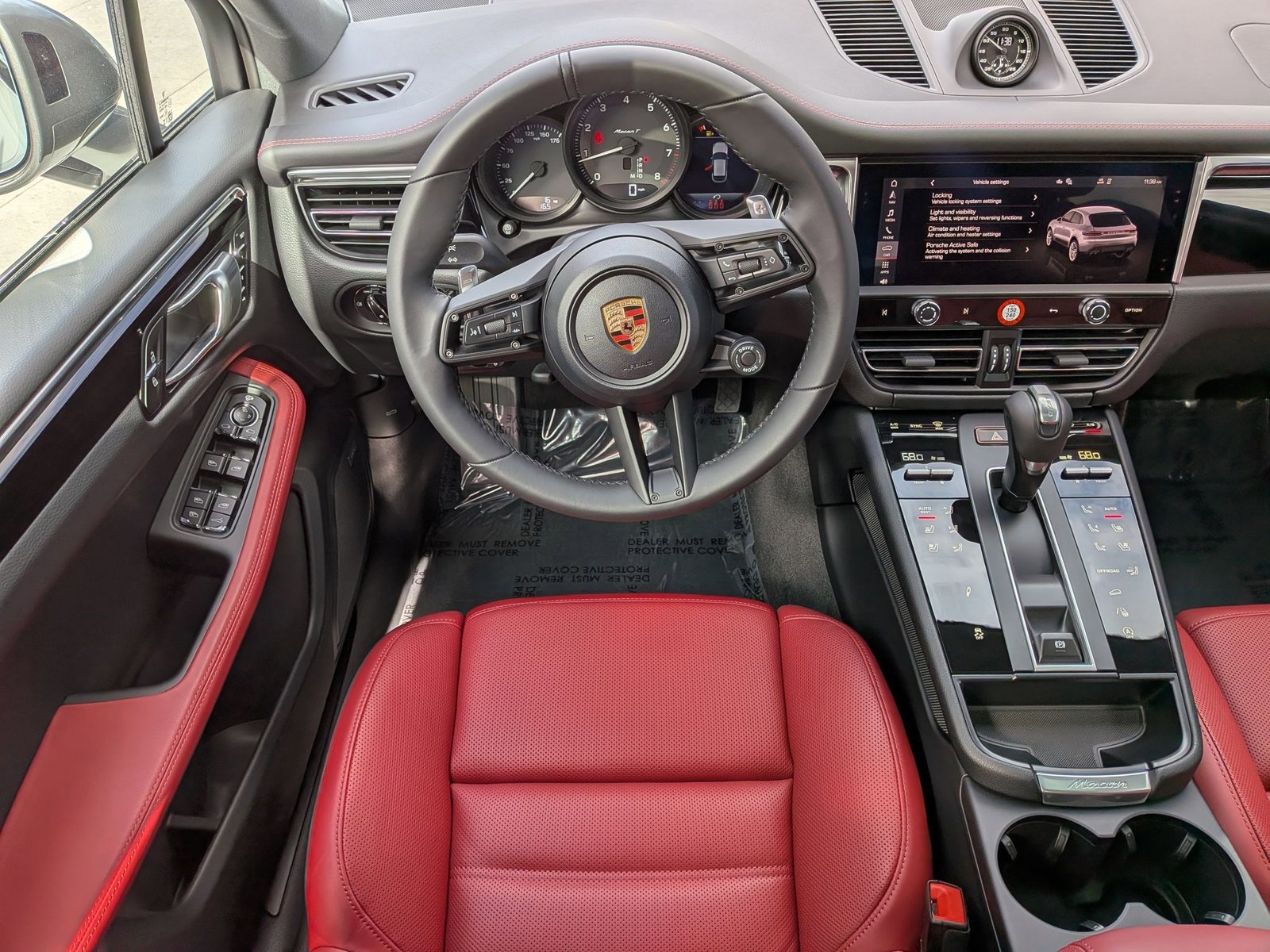 New 2026 Porsche Macan Turbo image 16