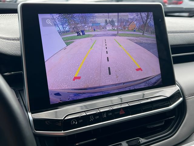 Used 2022 Jeep Compass Limited image 24