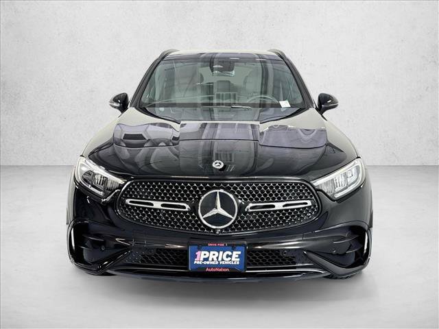 Used 2026 Mercedes-Benz GLC 300 4MATIC image 2