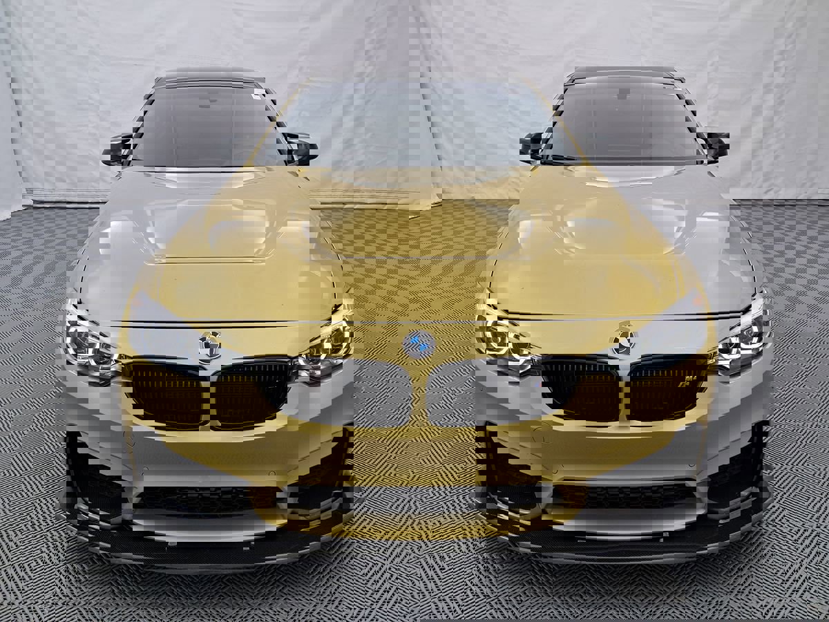 Used 2018 BMW M4 Coupe image 2