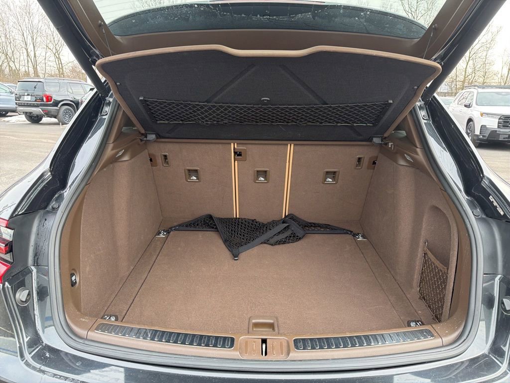 Used 2017 Porsche Macan S image 22