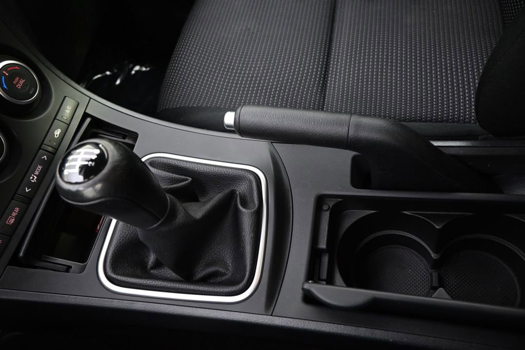 Used 2013 MAZDA MAZDA3 i Touring image 29