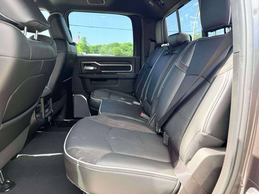 New 2026 RAM 2500 Laramie AWD/4WD image 11