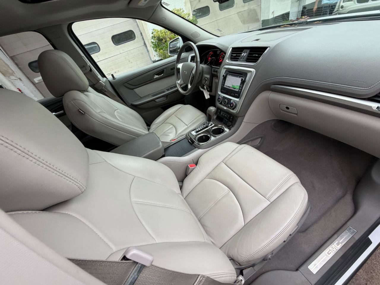 Used 2017 GMC Acadia Limited SLT image 41